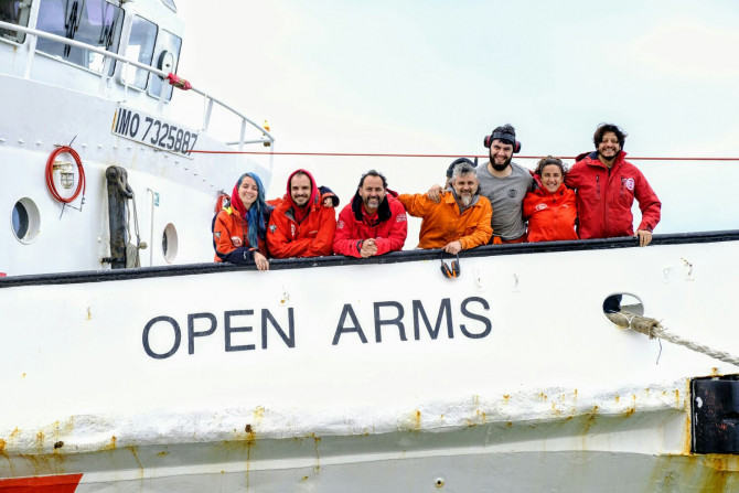 Els membres de la tripulació de l'Open Arms que queden al vaixell XAVIER BERTRAL