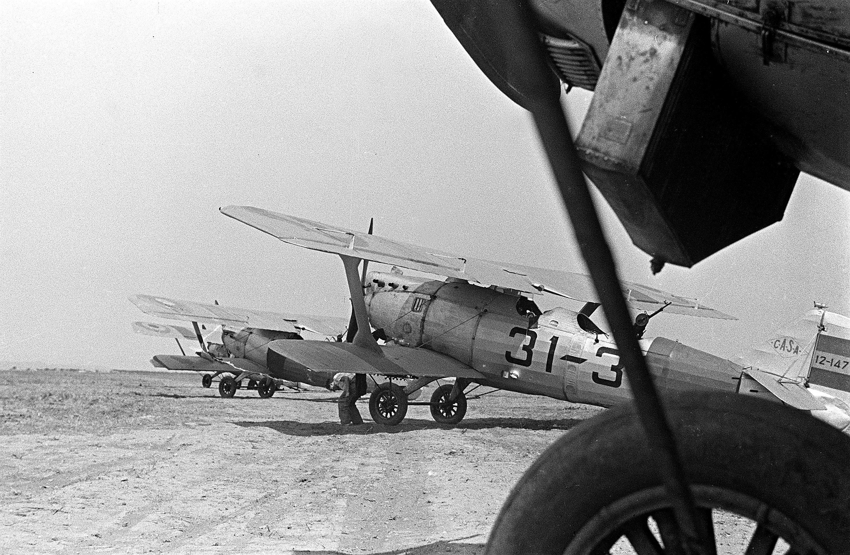 L'aviació republicana també va fer servir avions 'Breguet XIX', tot i que a Catalunya van ser més habituals els 'Xato' i els 'Mosca'. / EFE