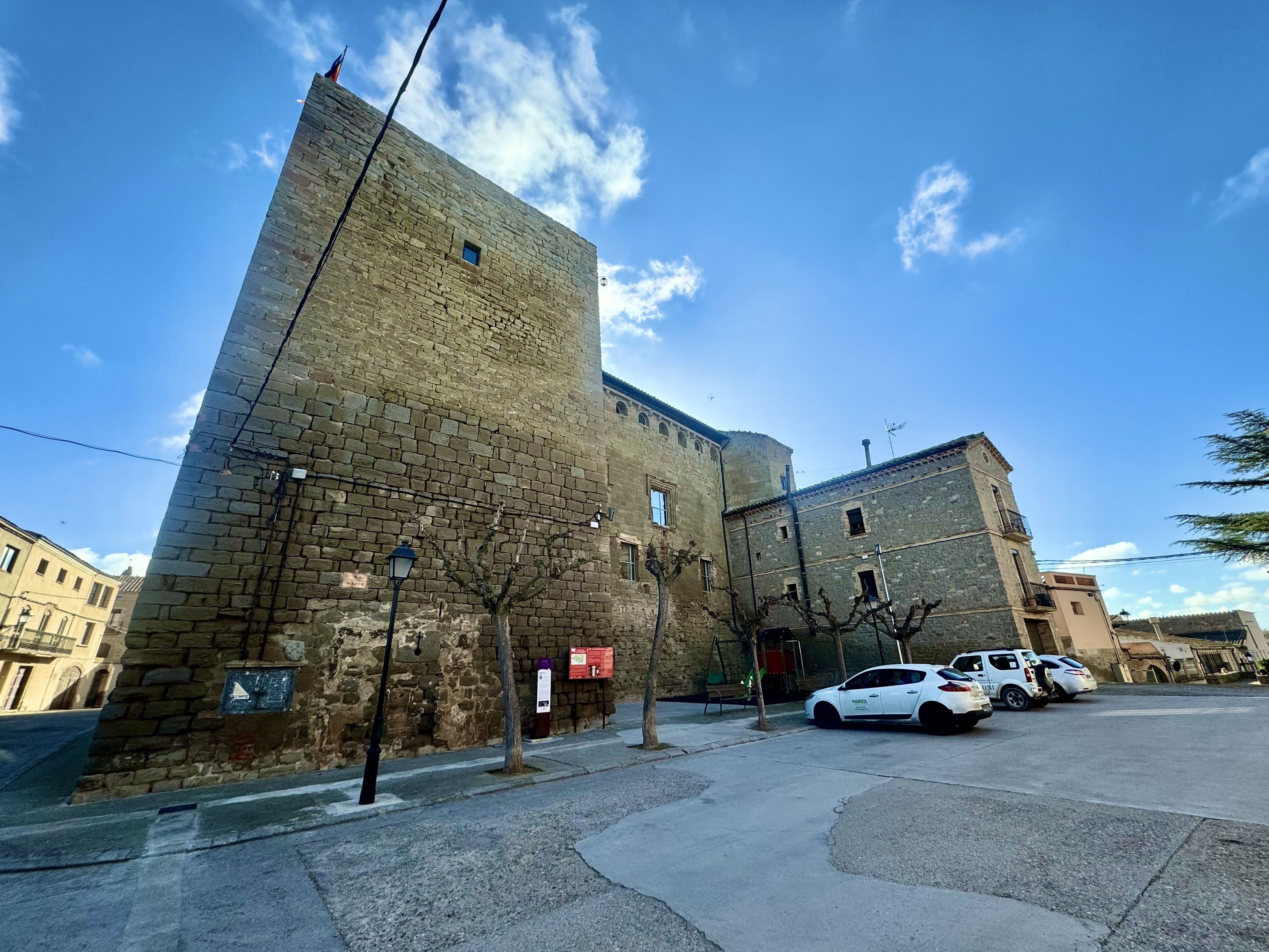 El castell de Concabella, a la Segarra, va ser un centre d'internament dels presoners que van construir la L-2. / A.F.