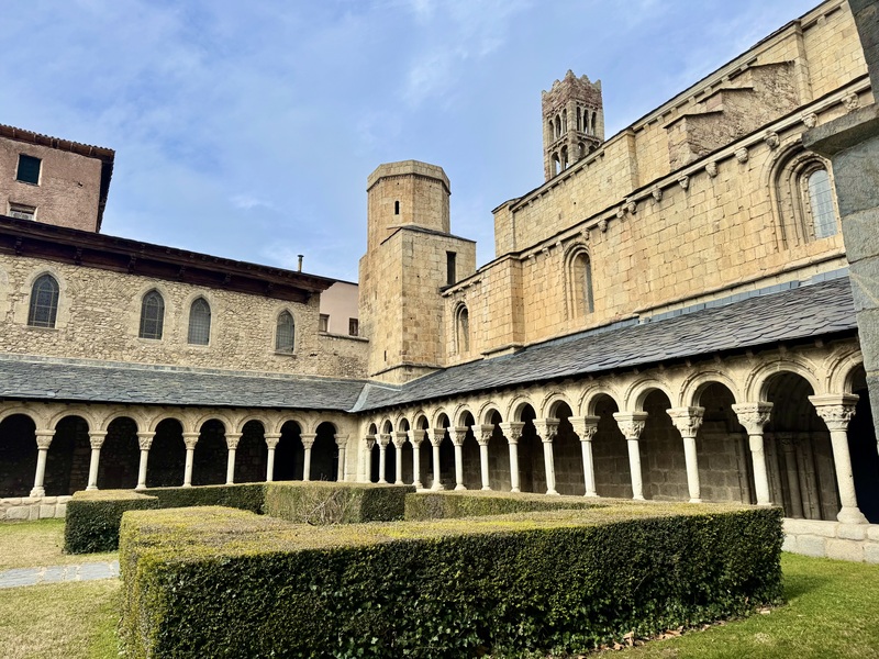 Elisava, les incògnites que amaga aquest nom vinculat a un brodat medieval