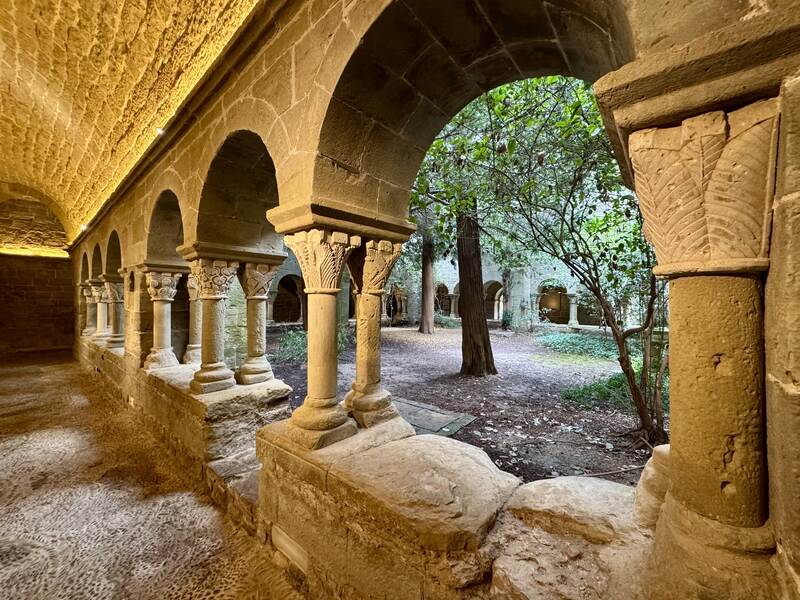 Monestir de Sant Benet, el regal d’Elisa Carbó al seu fill artista