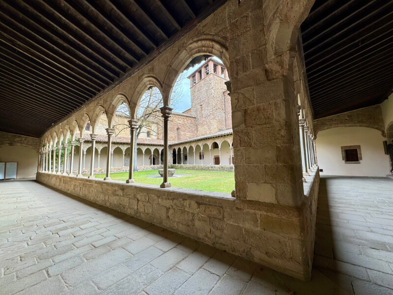 D’Emma a Ingilberga, les abadesses de Sant Joan